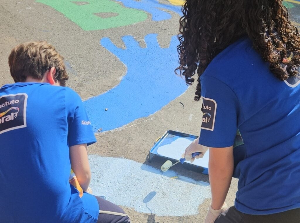 Crianças e jovens também marcaram presença nas pinturas do Jardim Ibirapuera