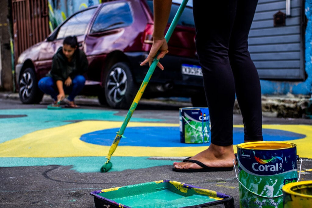 Ruas pintadas em São Mateus, perto da Favela Galeria