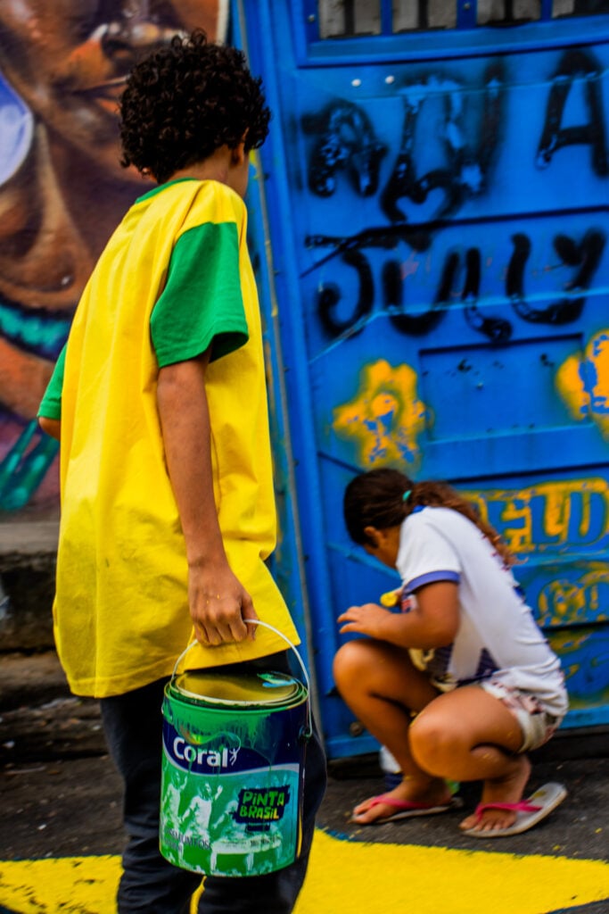 Ruas pintadas em São Mateus, perto da Favela Galeria